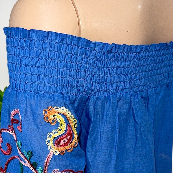 OSO Casuals Woven Chambray Crochet Detailed Convertible 3/4 Sleeve Top - Picture 12 of 16